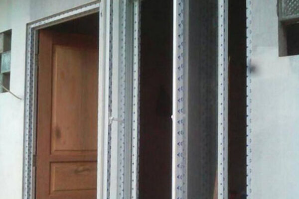 jendela - jasa pembuatan kusen aluminium jakarta (4)