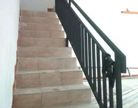 ralling tangga besi dan stainless - jasa pembuatan ralling tangg besi jakarta (7)